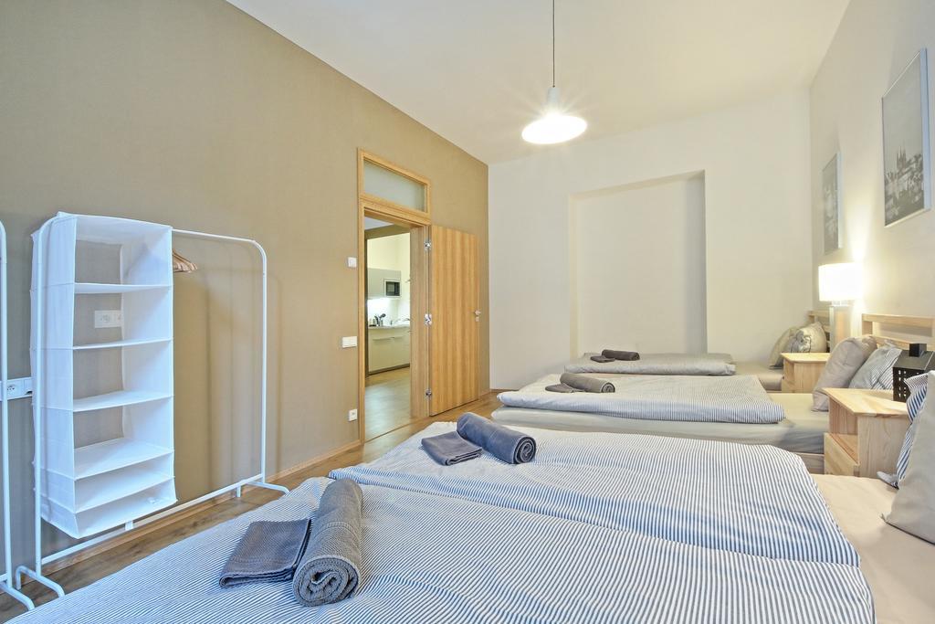 Nabo Apartments Прага Номер фото