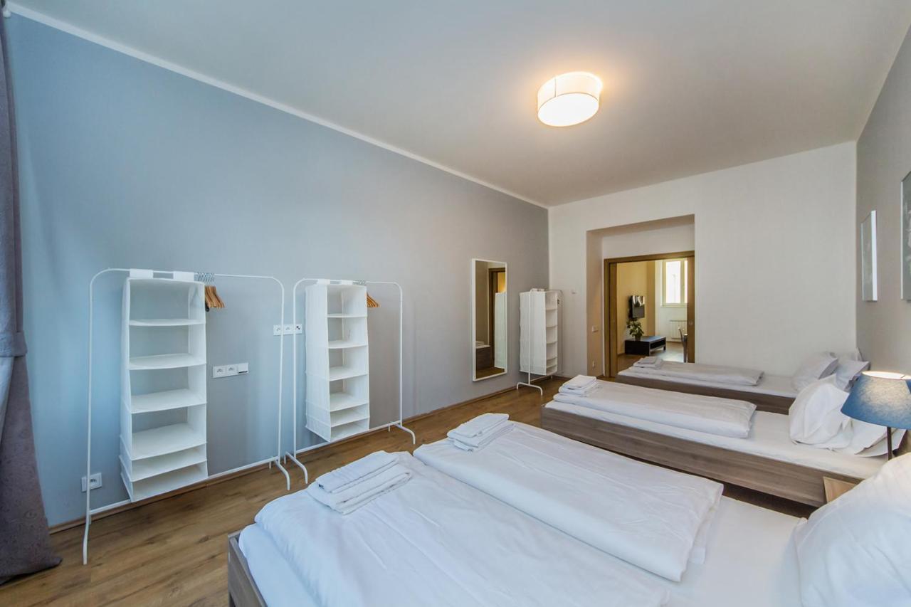 Nabo Apartments Прага Экстерьер фото